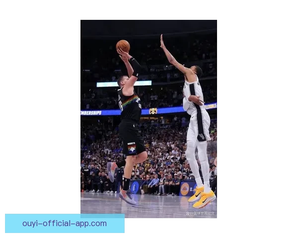 文班对决约基奇冲击12连胜 活塞力争提前锁定东部榜首